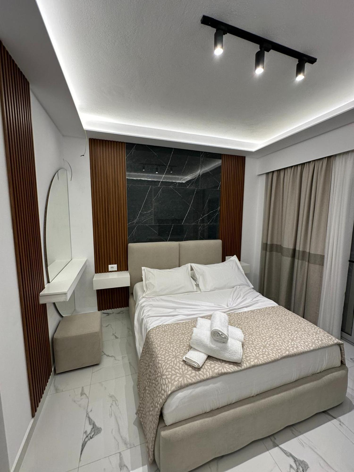 Hotel Elisabet Sarande Exterior photo
