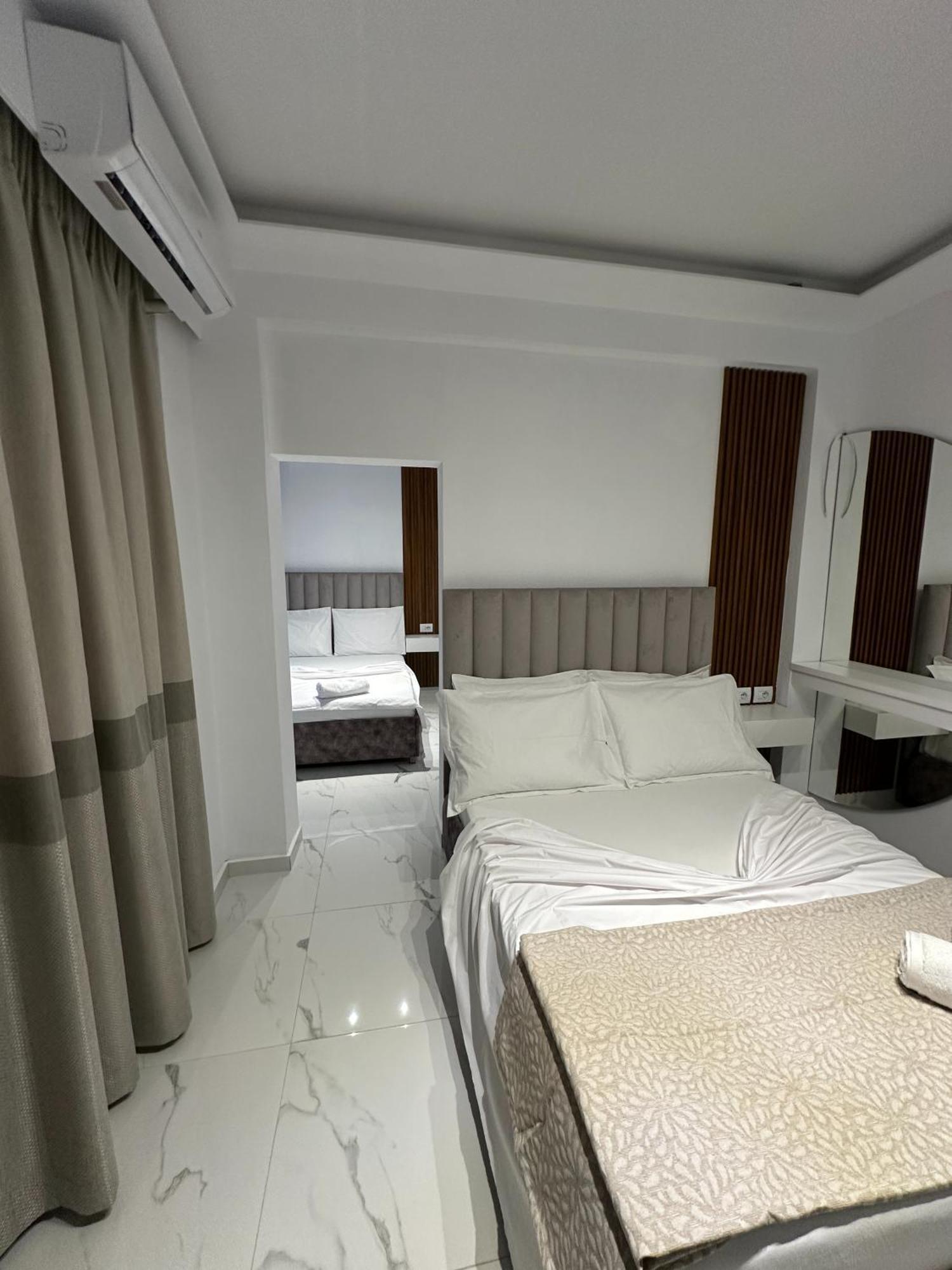 Hotel Elisabet Sarande Exterior photo